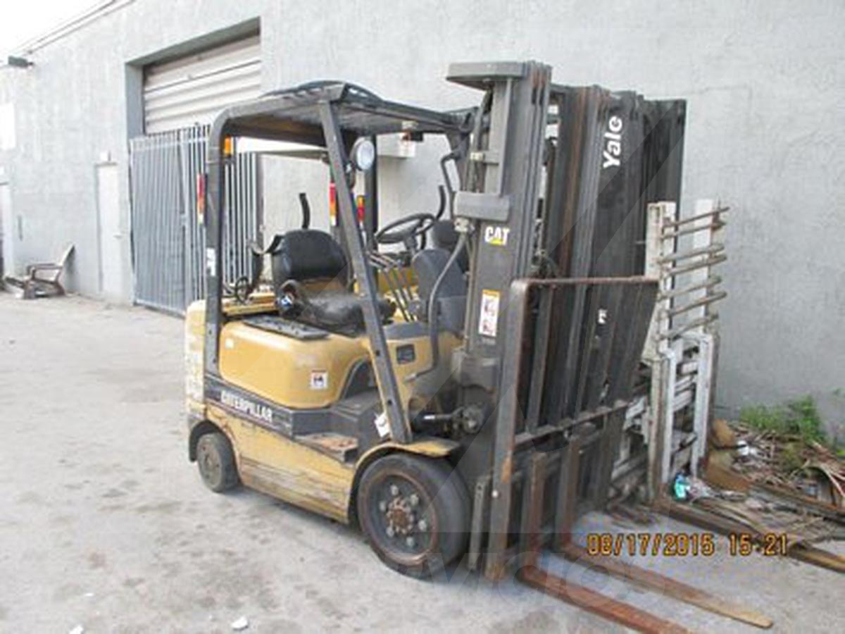 2003 Caterpillar GC20K