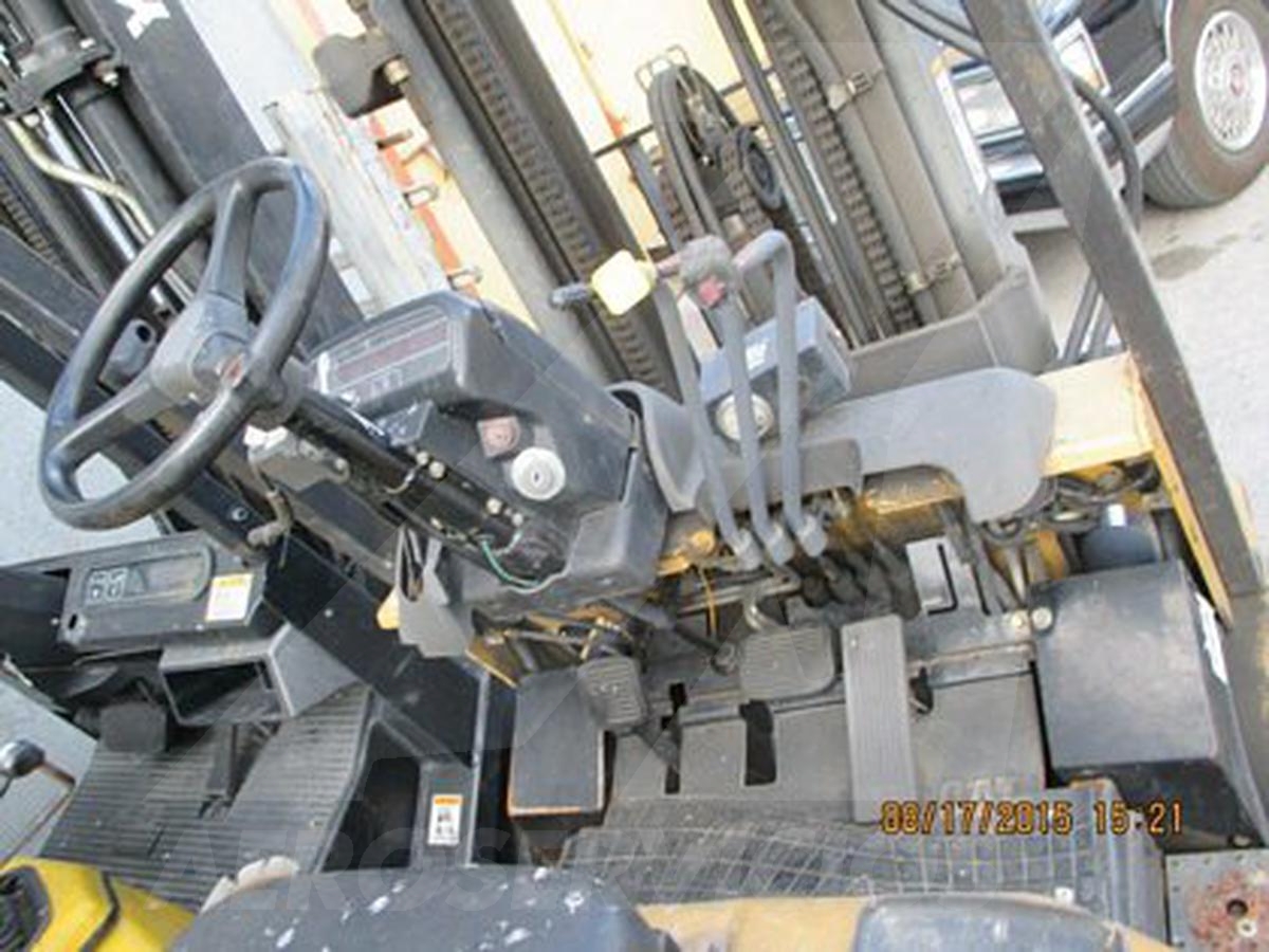 2003 Caterpillar GC20K