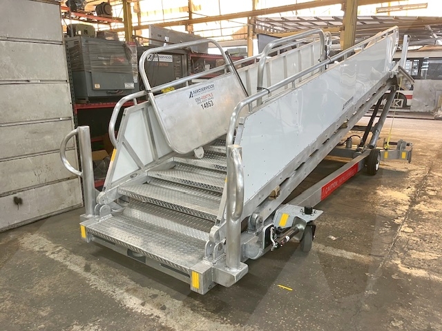 Passenger Stair Towable Standard GSE STD-95-145 2024