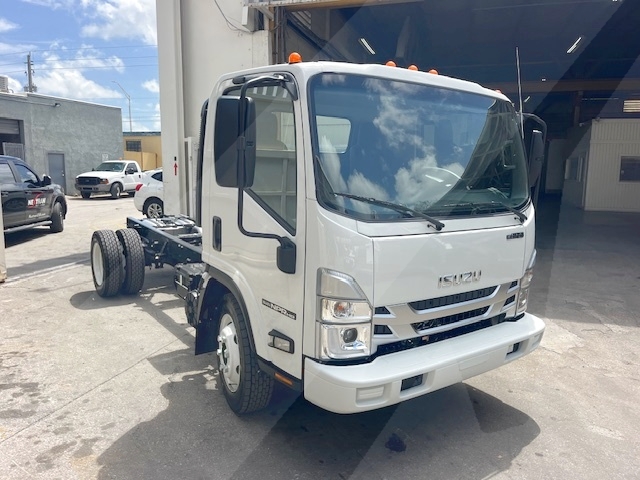 Truck Chassis Isuzu NPR- Gasoline