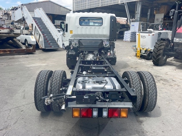 Truck Chassis Isuzu NPR- Gasoline