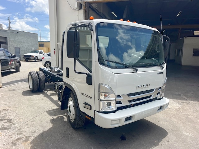 Truck Chassis Isuzu NPR- Gasoline