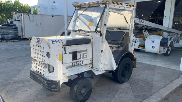 Baggage Tractor Tug MA-30 Cab