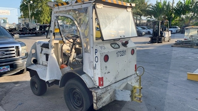 Baggage Tractor Tug MA-30 Cab