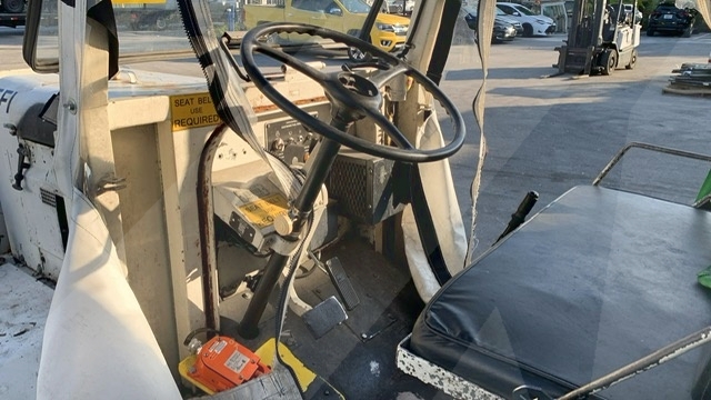 Baggage Tractor Tug MA-30 Cab