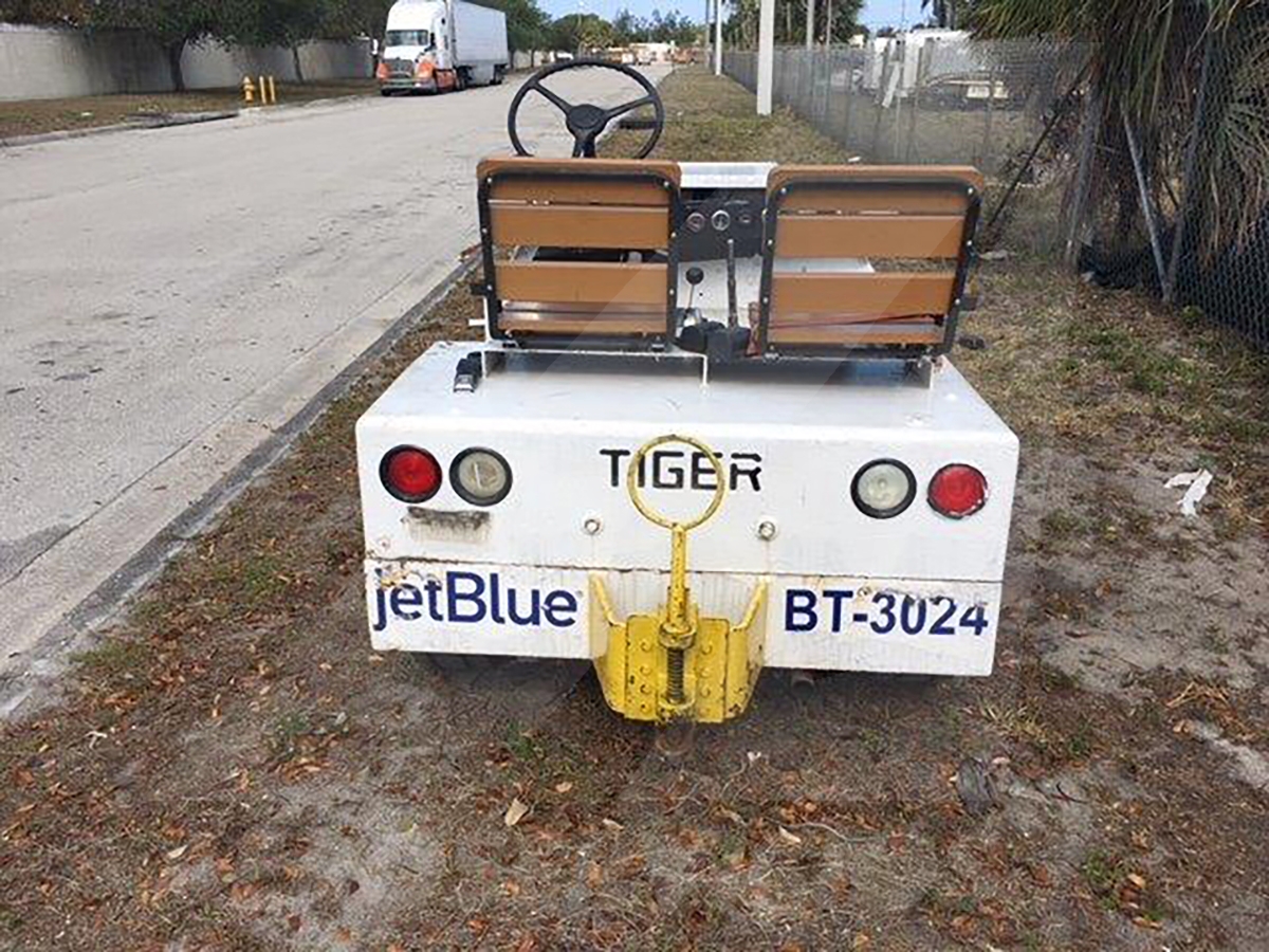 Baggage Tractor TIG-30