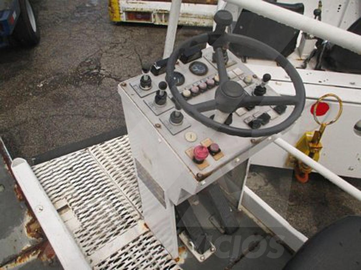 Cargo Loader and Transporter Trepel CCL 35S