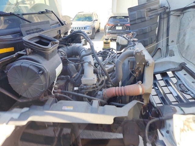 Truck Chassis Hino 268