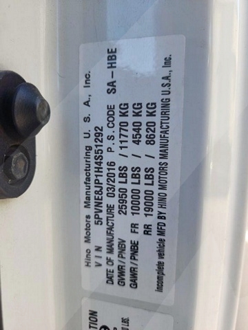 Truck Chassis Hino 268