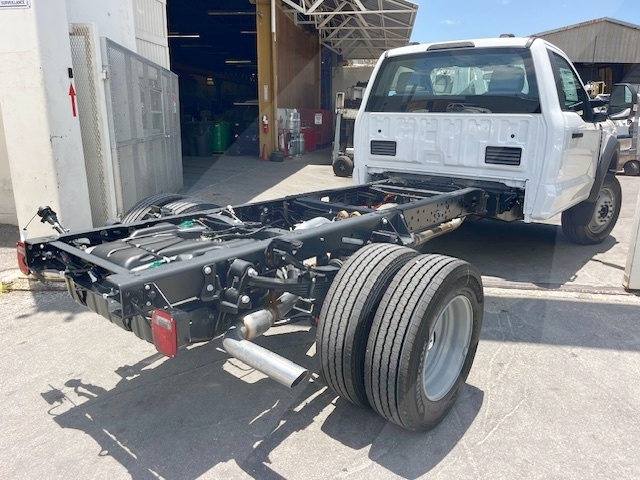 Truck Chassis Ford F-600
