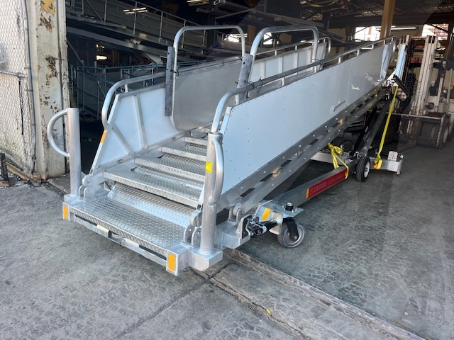 Passenger Stair Towable Standard GSE STD-95-145 2025