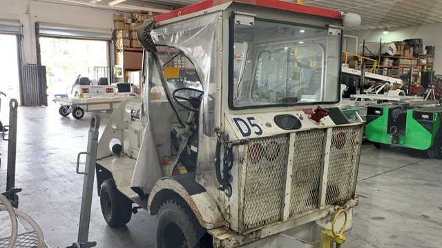 Baggage Tractor Tug MA-50 Cab