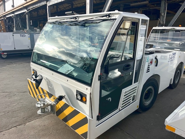Push Back Tractor TLD TMX-150-9 Tier 4F