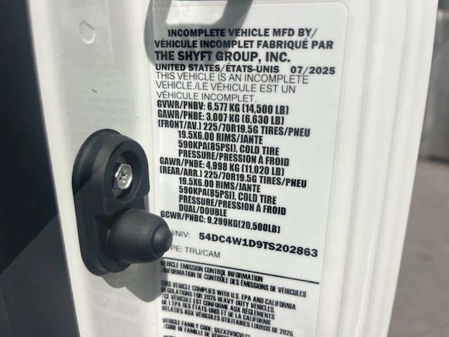 Truck Chassis Isuzu NPR - Gasoline