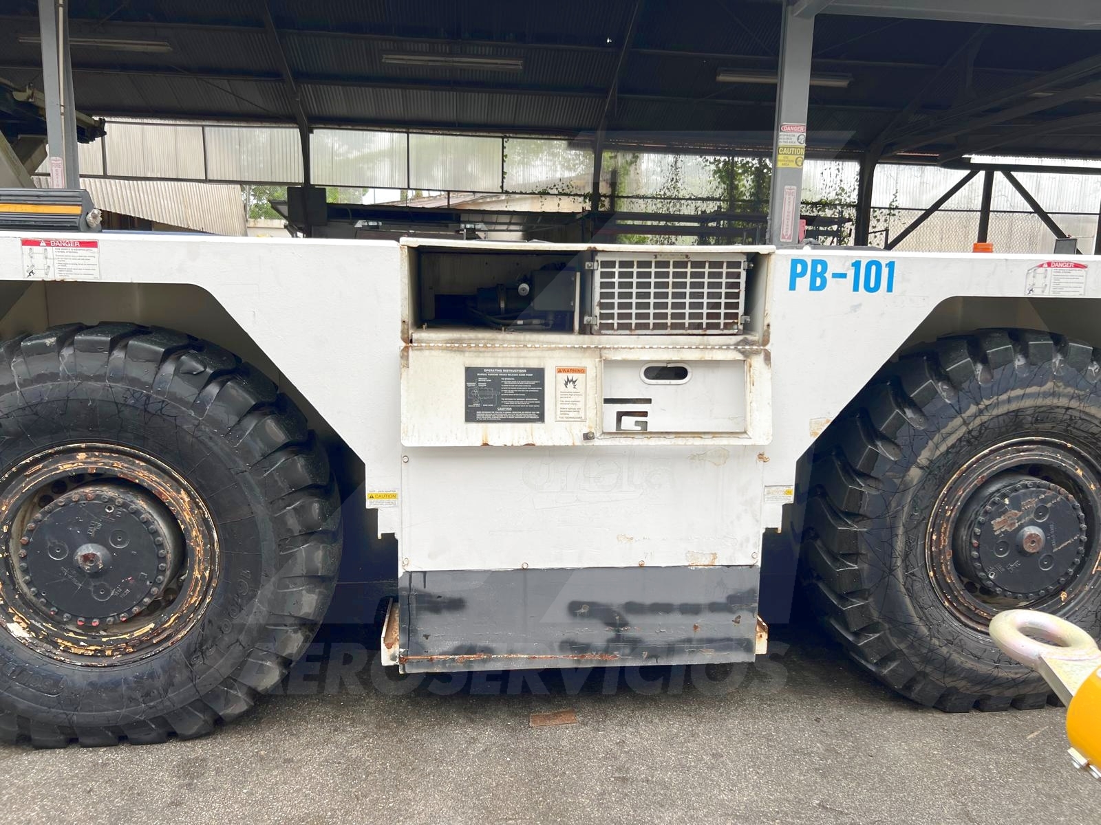 Push Back Tractor S&S GT-110