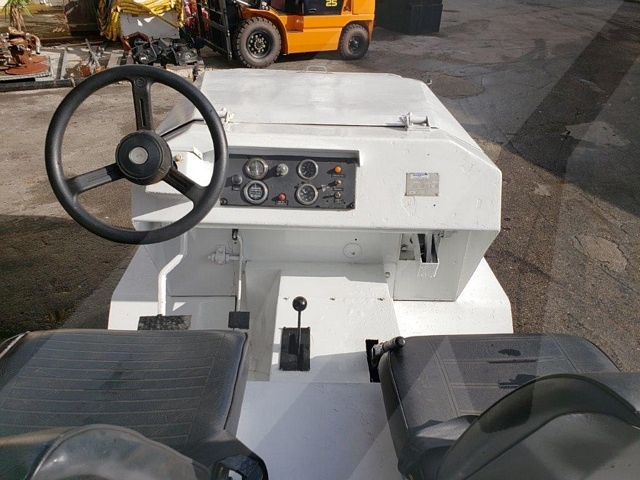 Baggage Tractor S&S BT-345