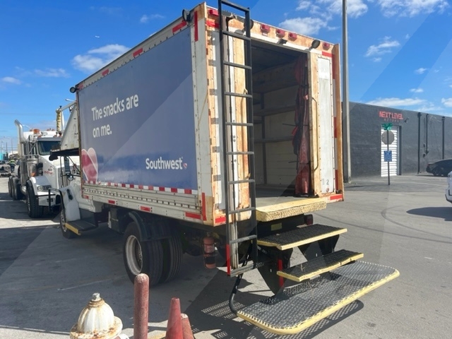 Catering Truck Ford/Hi Way F-800/ CT-14