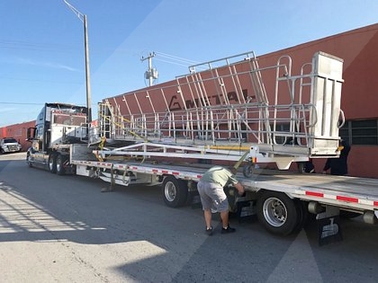 Passenger Boarding Ramp KCI Inc. SGR-2028