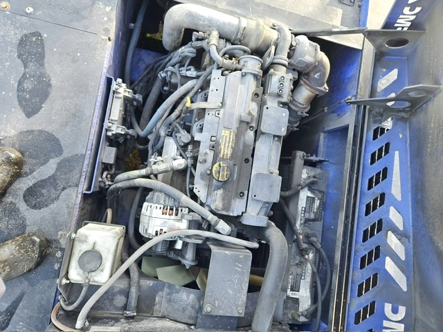 Push Back Tractor FMC B-400