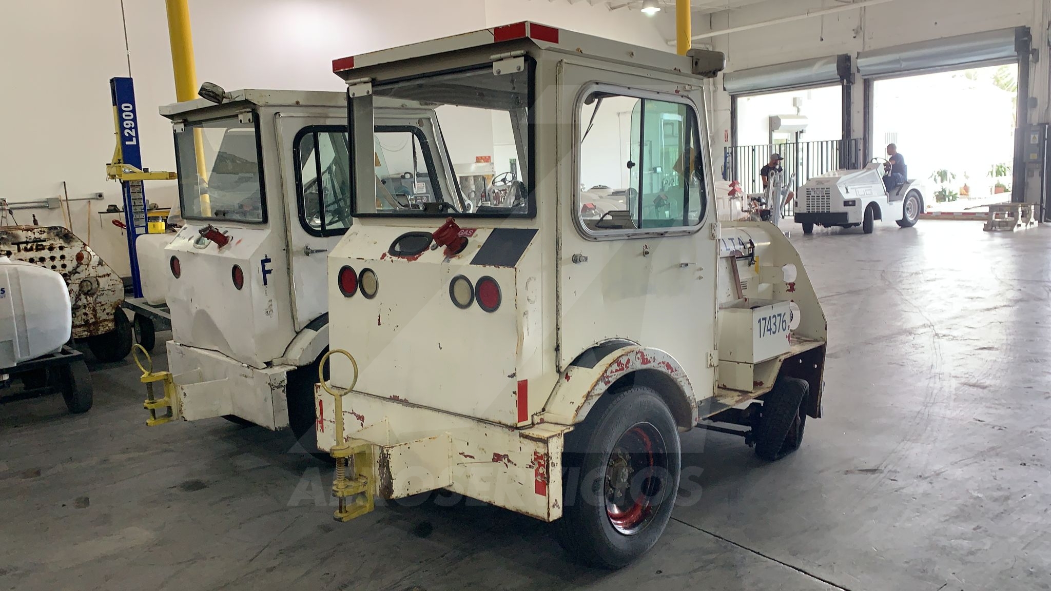 Baggage Tractor Tug MA-40 Cab