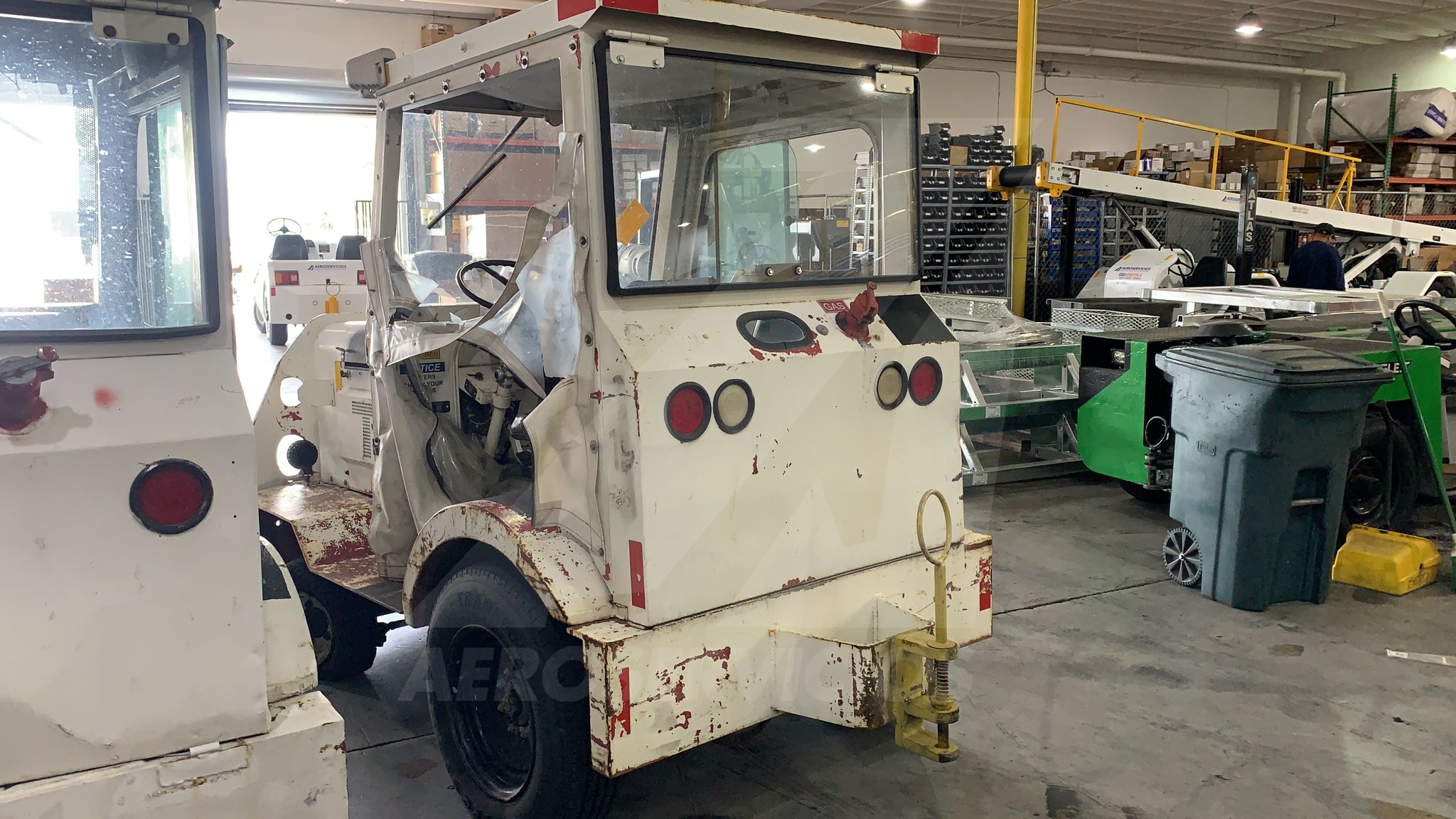 Baggage Tractor Tug MA-40 Cab