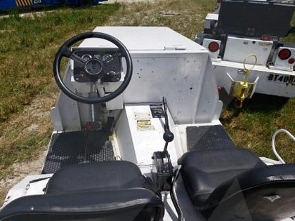 Baggage Tractor Tug M1A-60