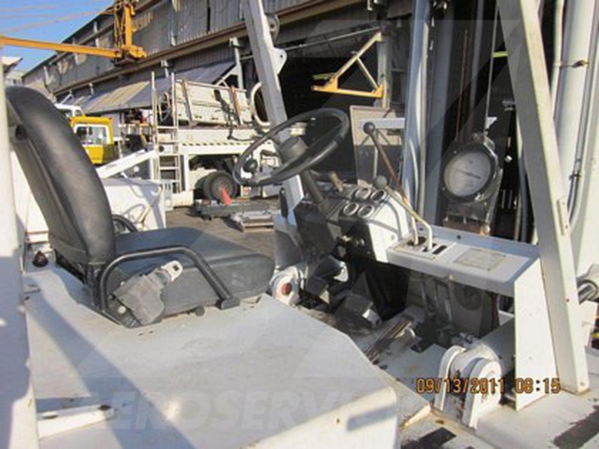 1995 Nissan DF05N70V