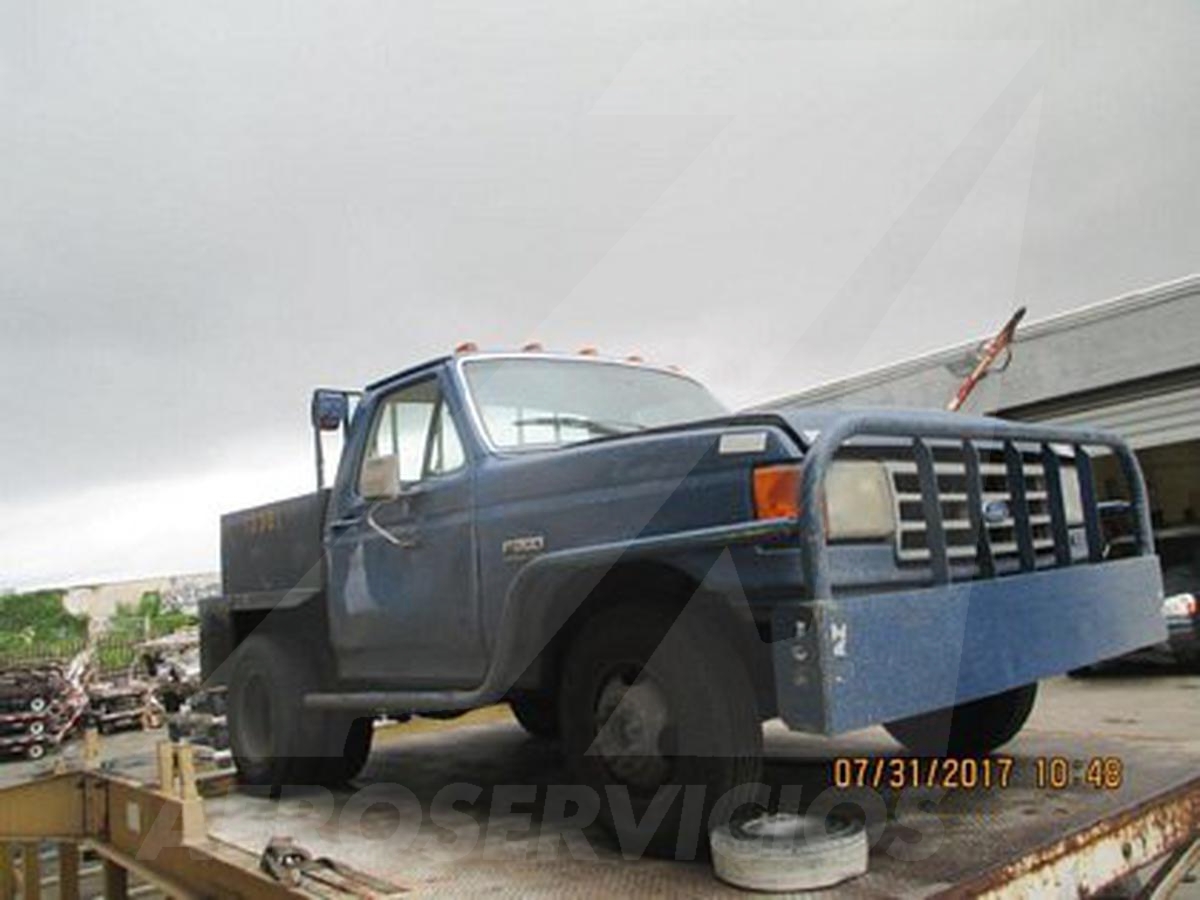 Bob Tail Truck Ford/Eagle SD/F-350