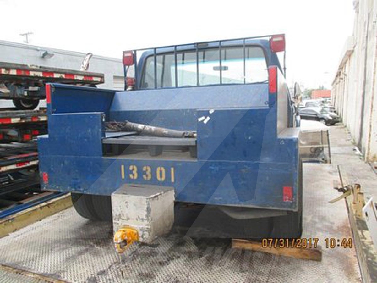 Bob Tail Truck Ford/Eagle SD/F-350