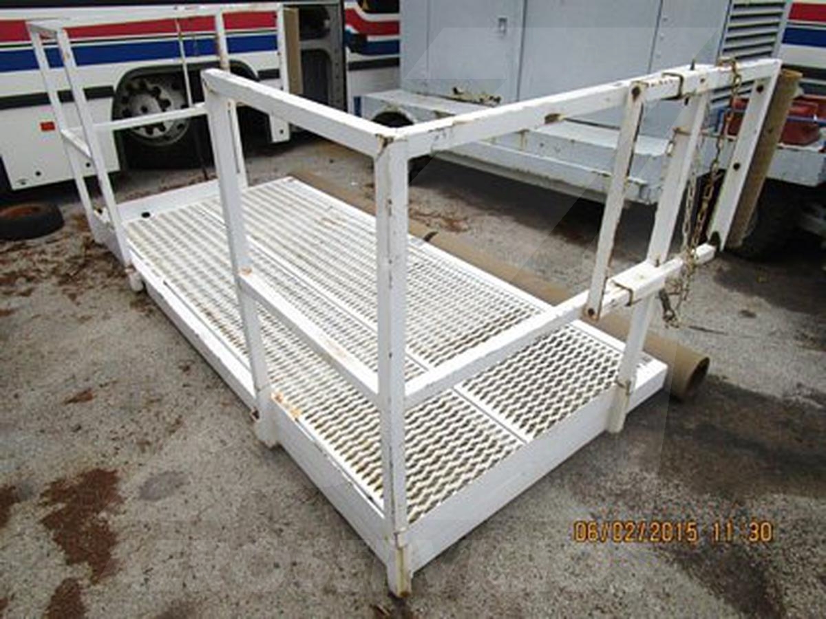 Maintenance Stair Clyde 15F2551 - 120/228 in