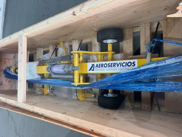 Tow Bar Clyde 15F2929 - CRJ 100/200/440/700/705/900