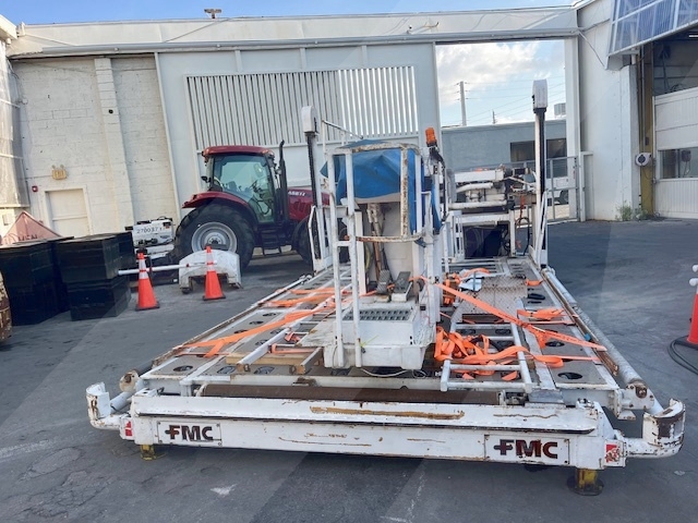 Main Deck Cargo Loader FMC Commander 15 U