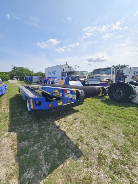 Belt Loader Tug 660