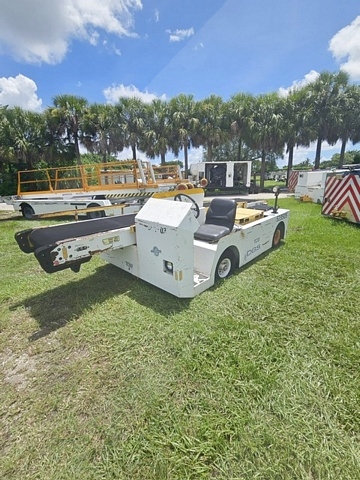 Belt Loader Tug 440-E