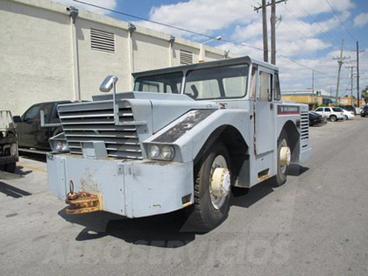 Push Back Tractor Hough-Paymover T-225 SL+ 400Hz GPU Hobart