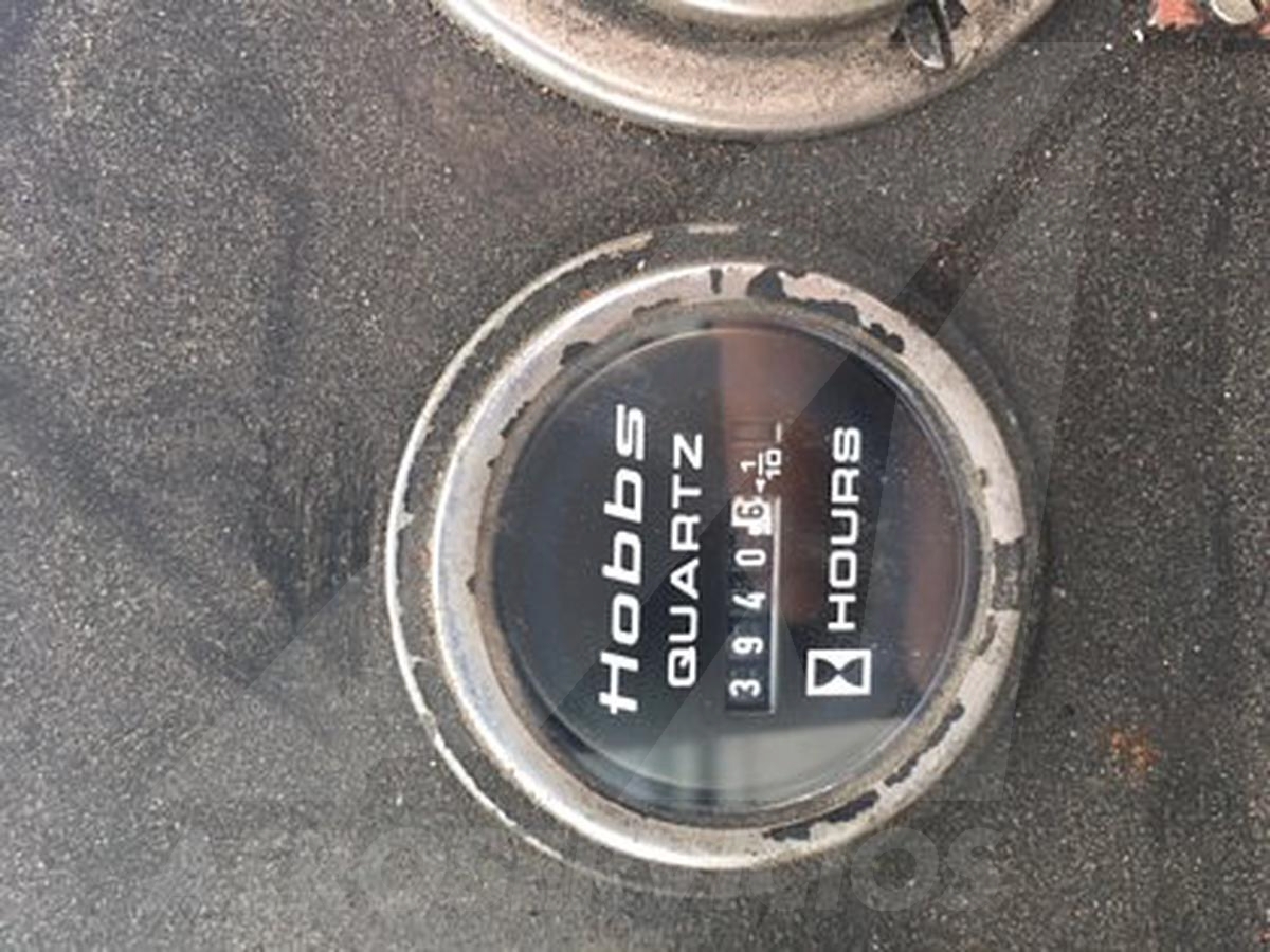 Push Back Tractor S&S GT-90C