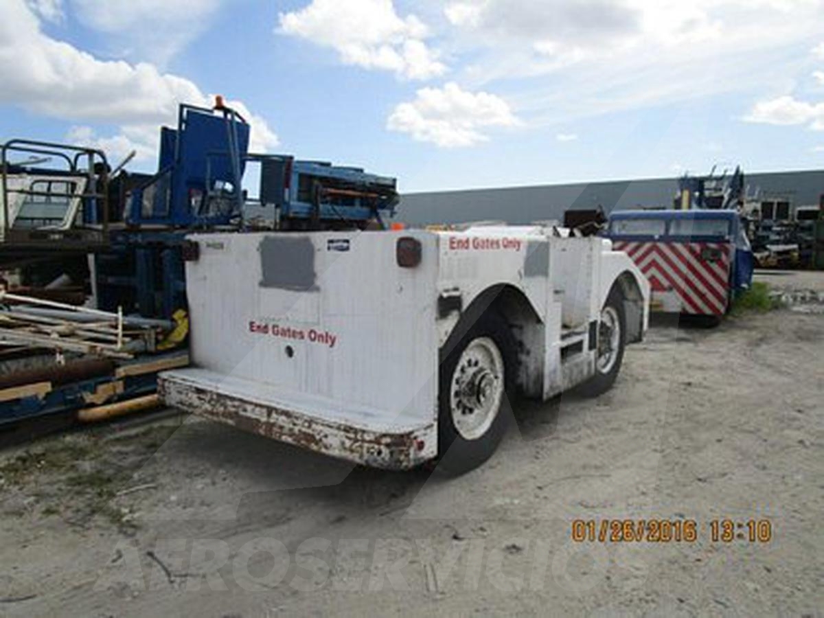 Push Back Tractor Hough-Paymover T-180 FA