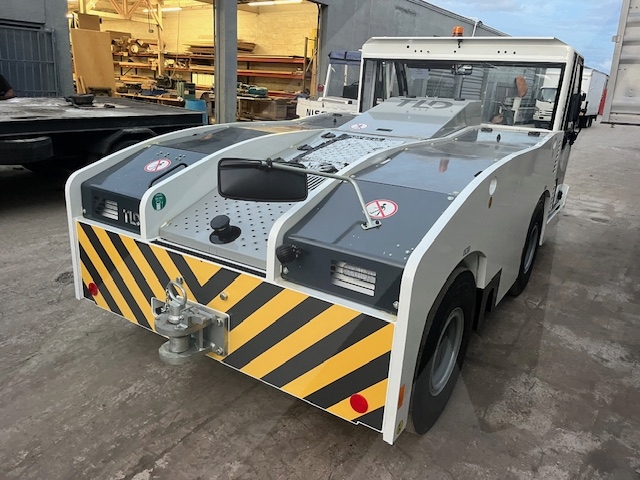 Push Back Tractor TLD TMX-150-9 Tier 4F
