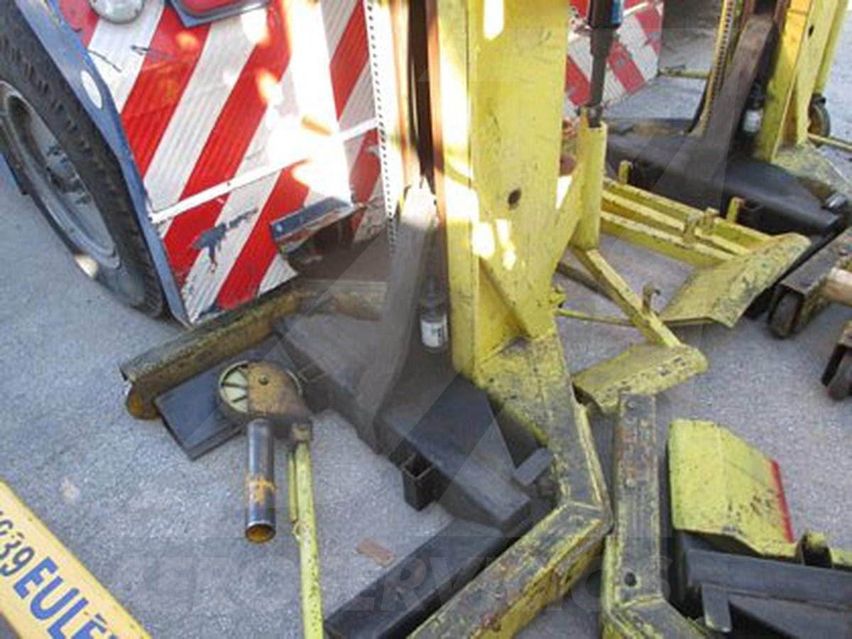 1983 Sefac 1200M50- Mobile Motor Lift