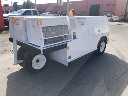 Ground Power Unit S&S TMFW-4900 JD