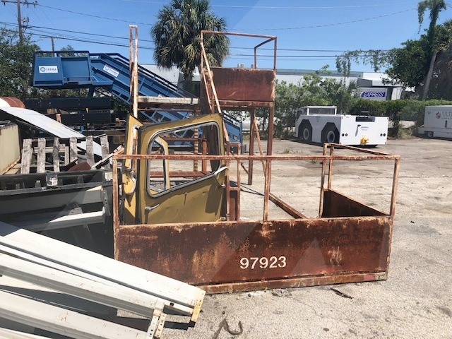 Crew Stair Wasp A01687D - 185 in