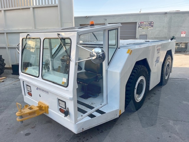 Push Back Tractor S&S GT-50