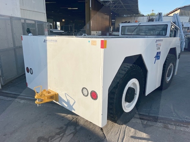 Push Back Tractor S&S GT-50