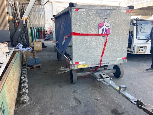 Baggage Carts Closed Iscar BCL-8 Galvanized