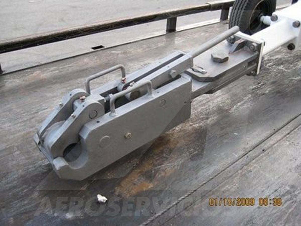 Tow Bar Hall Industries TB-8714