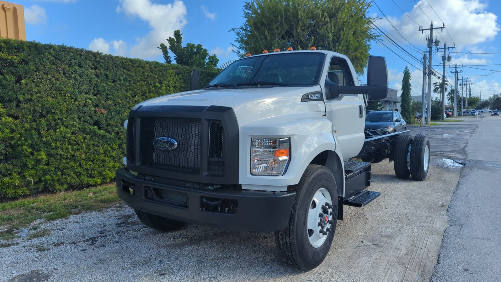 Truck Chassis Ford F-750 2026