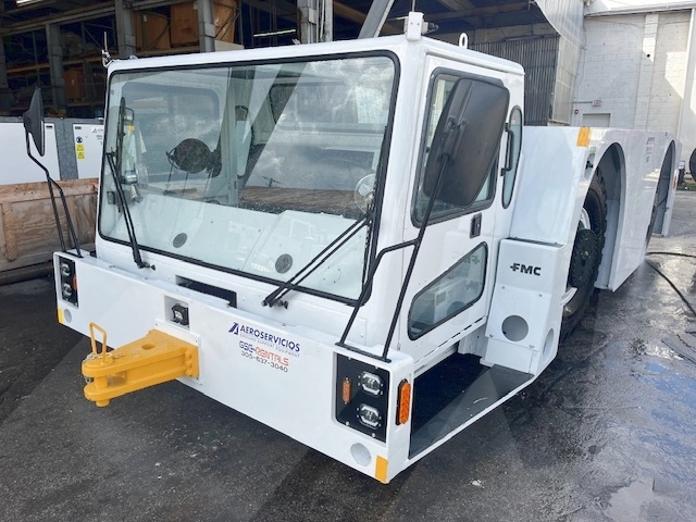 Push Back Tractor FMC B-1200