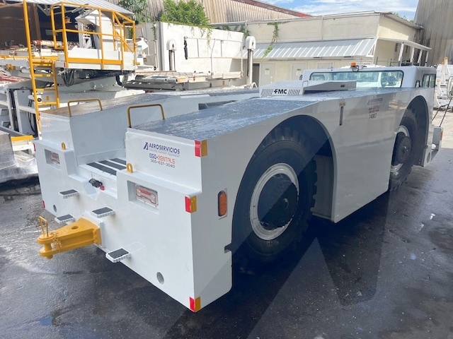 Push Back Tractor FMC B-1200