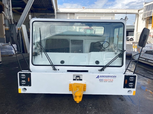 Push Back Tractor FMC B-1200