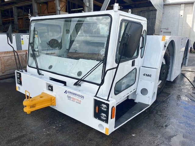 Push Back Tractor FMC B-1200